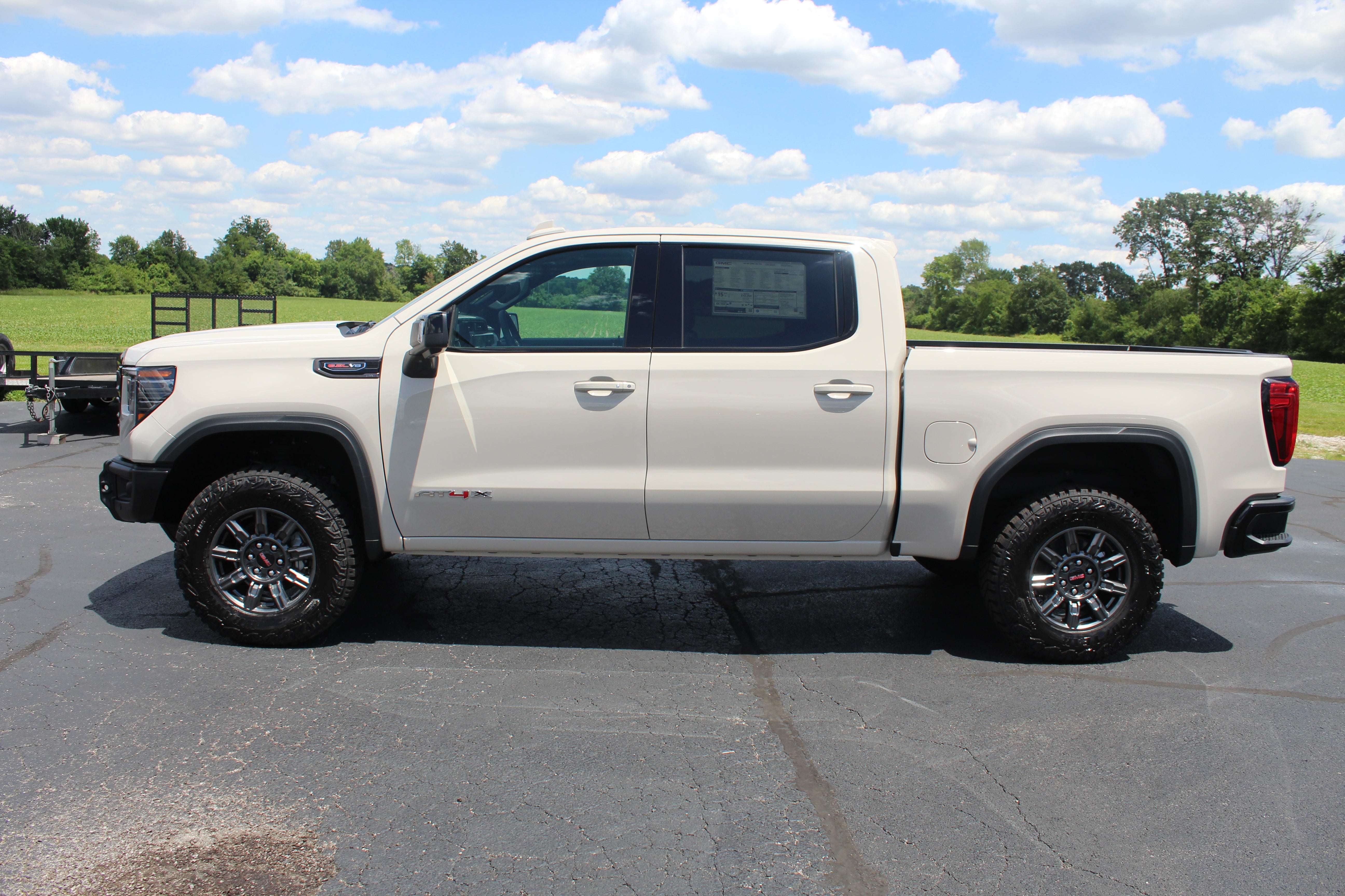 2026 GMC Sierra 1500 — detail view